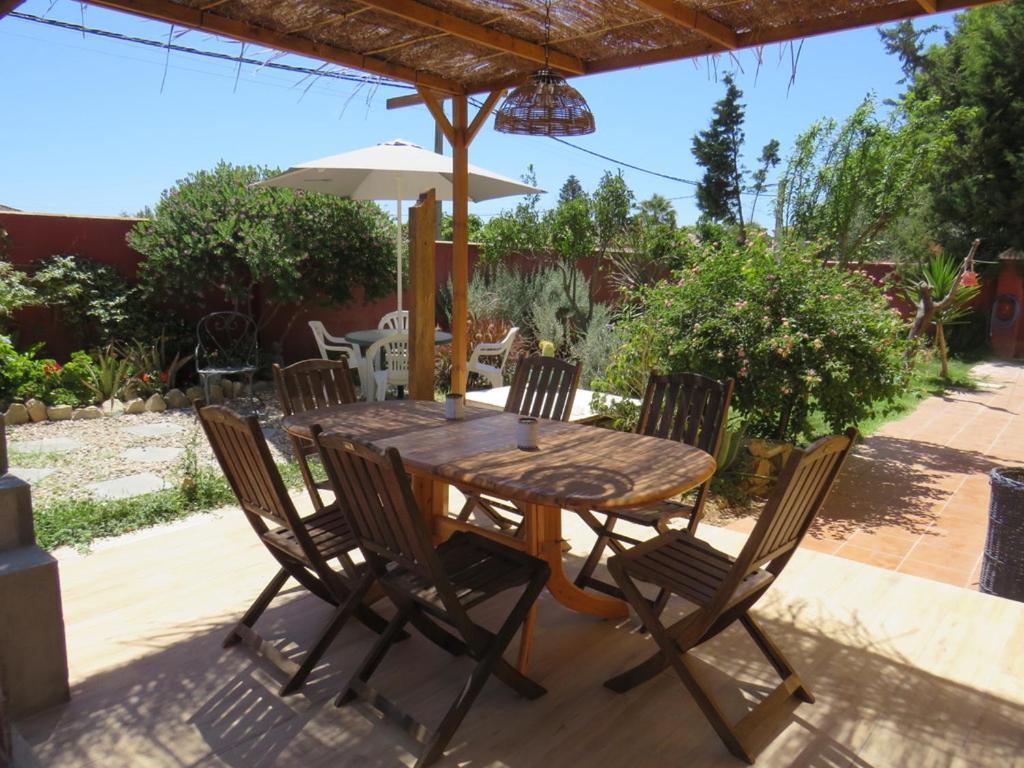 צ'יקלנה דה לה פרונטרה Higos Chumbos, Casa Rural Compartido מראה חיצוני תמונה